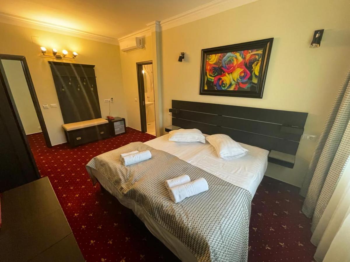 Casa Bucovineana Hotel Suceava Luaran gambar
