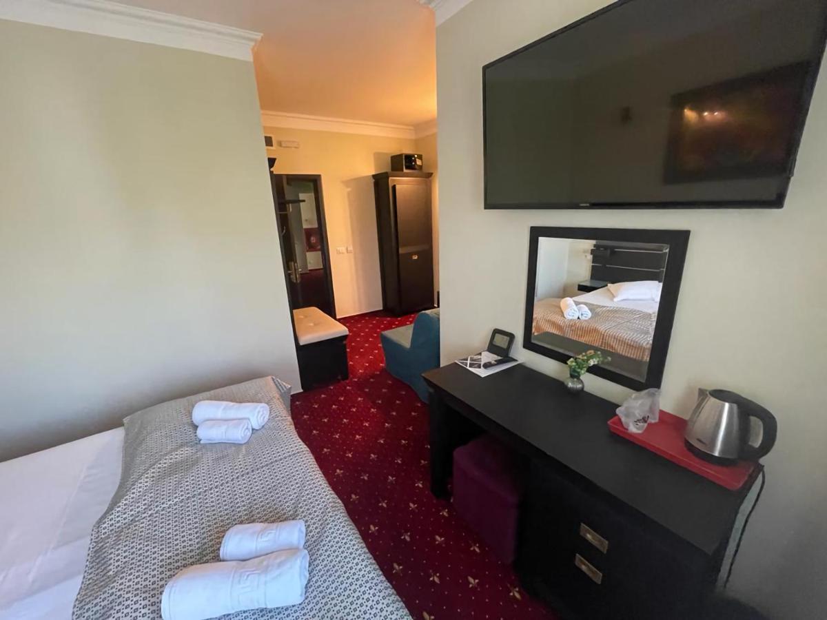 Casa Bucovineana Hotel Suceava Luaran gambar