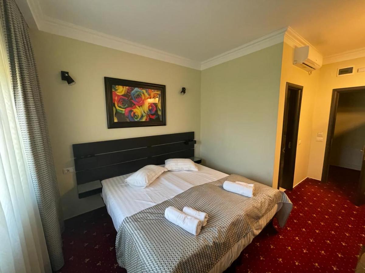Casa Bucovineana Hotel Suceava Luaran gambar