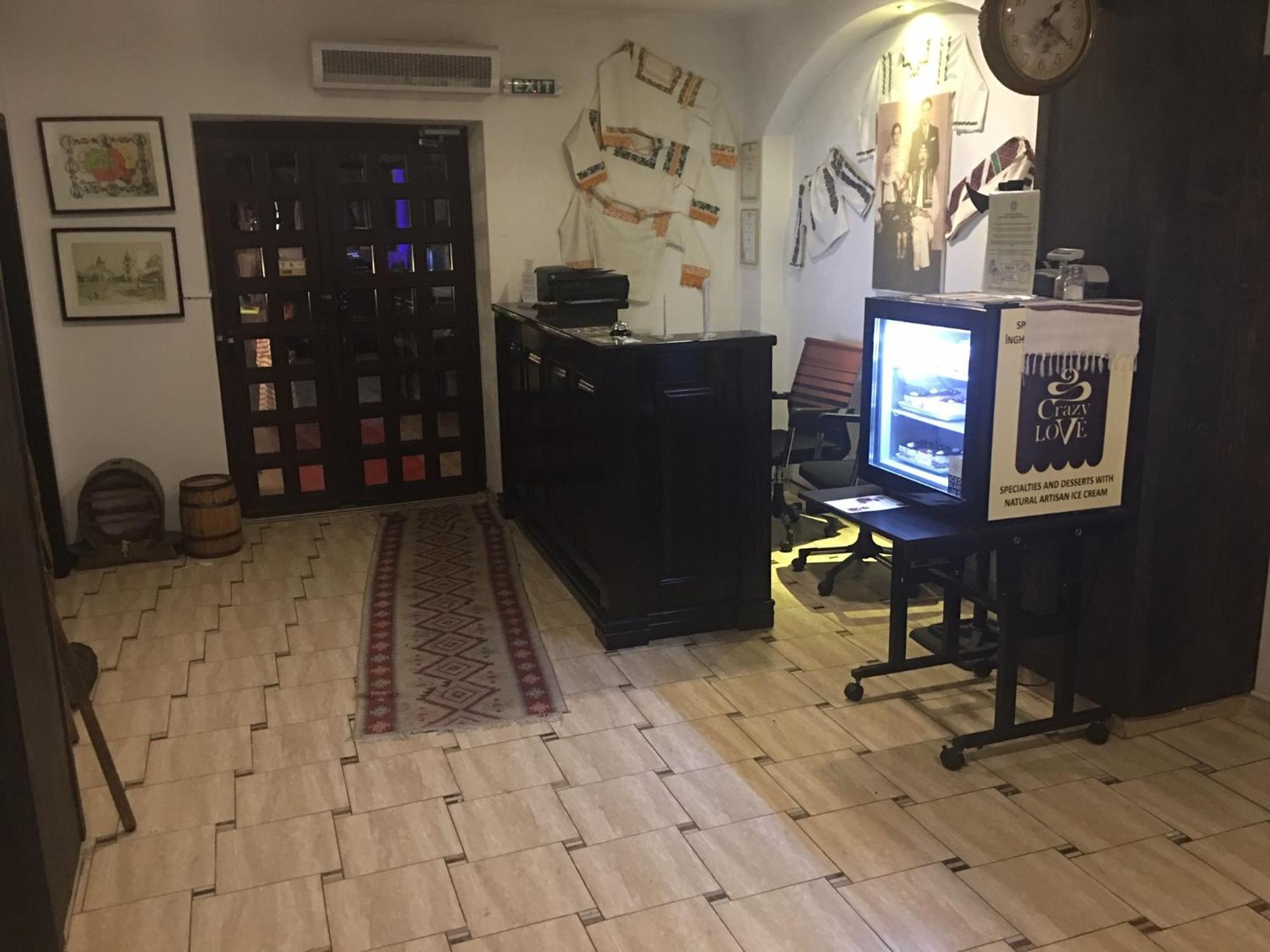 Casa Bucovineana Hotel Suceava Luaran gambar