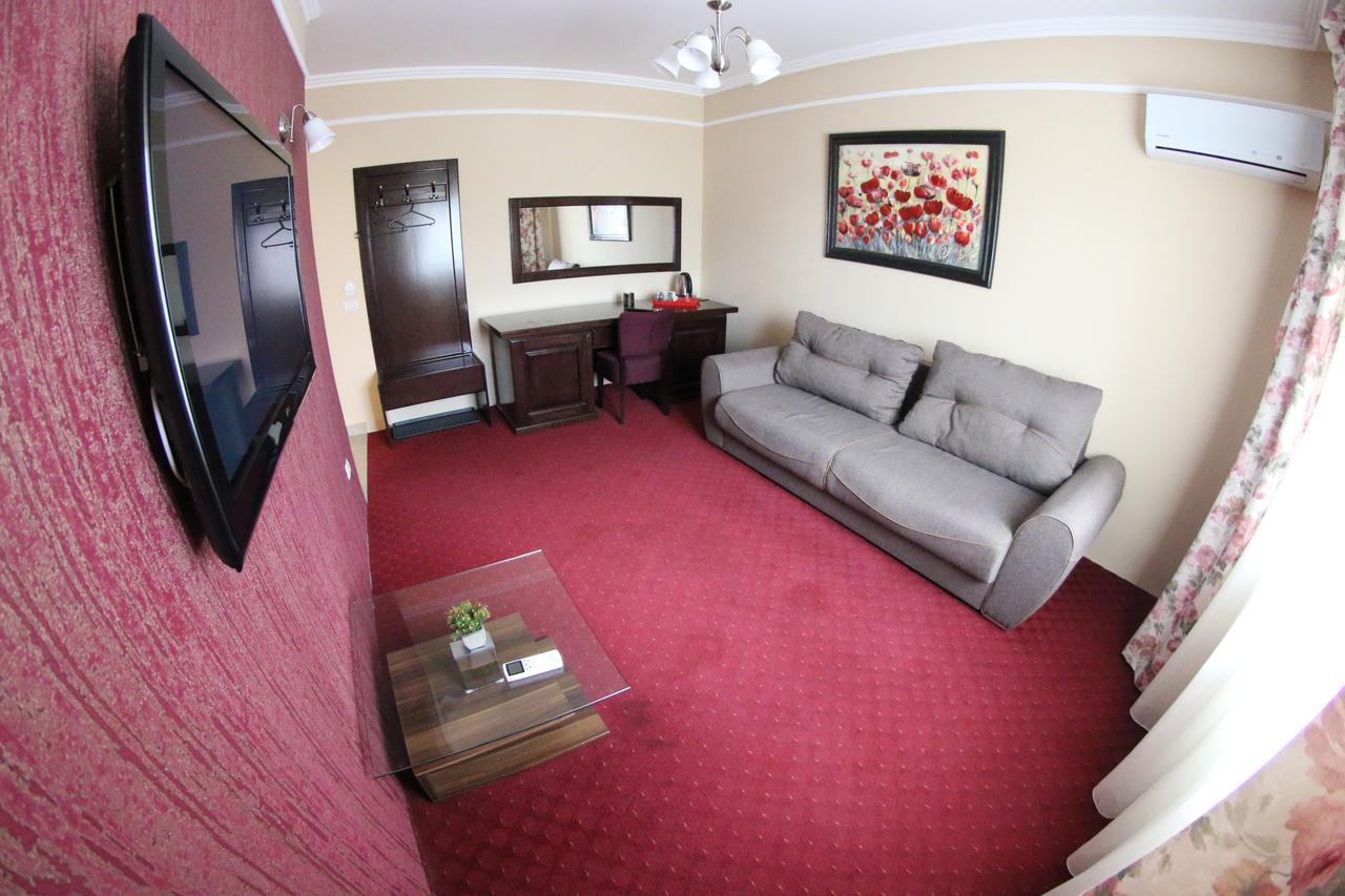 Casa Bucovineana Hotel Suceava Luaran gambar