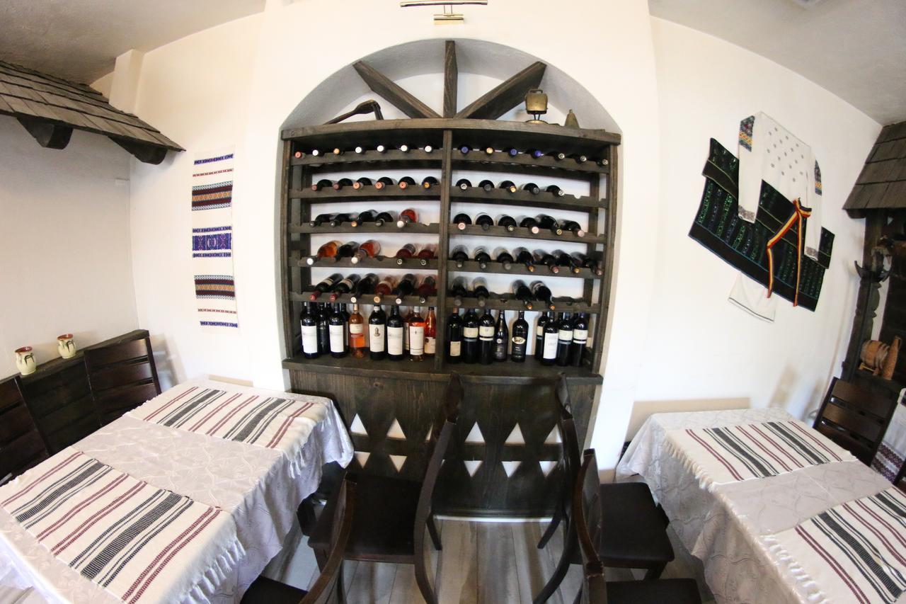 Casa Bucovineana Hotel Suceava Luaran gambar