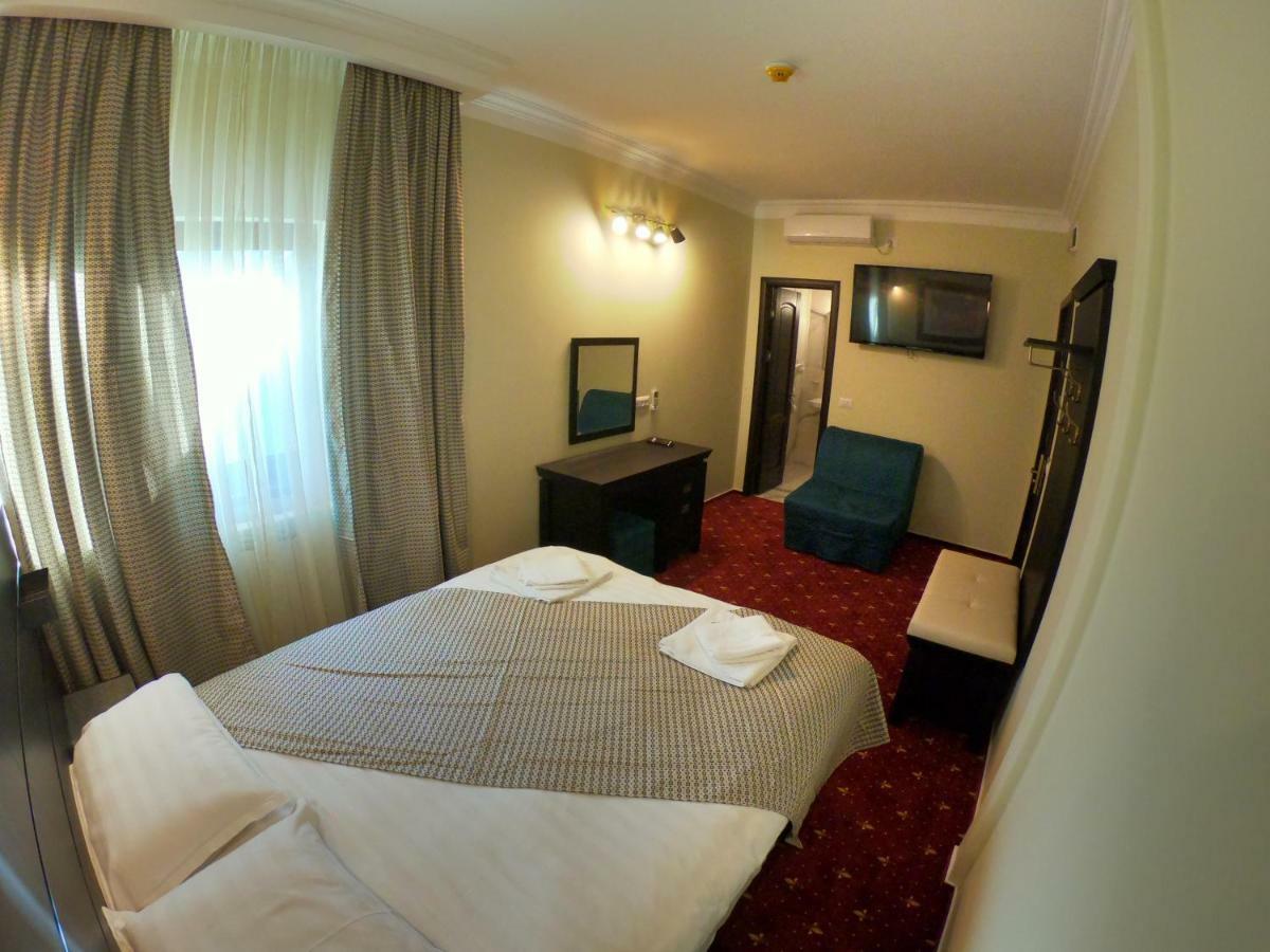 Casa Bucovineana Hotel Suceava Luaran gambar
