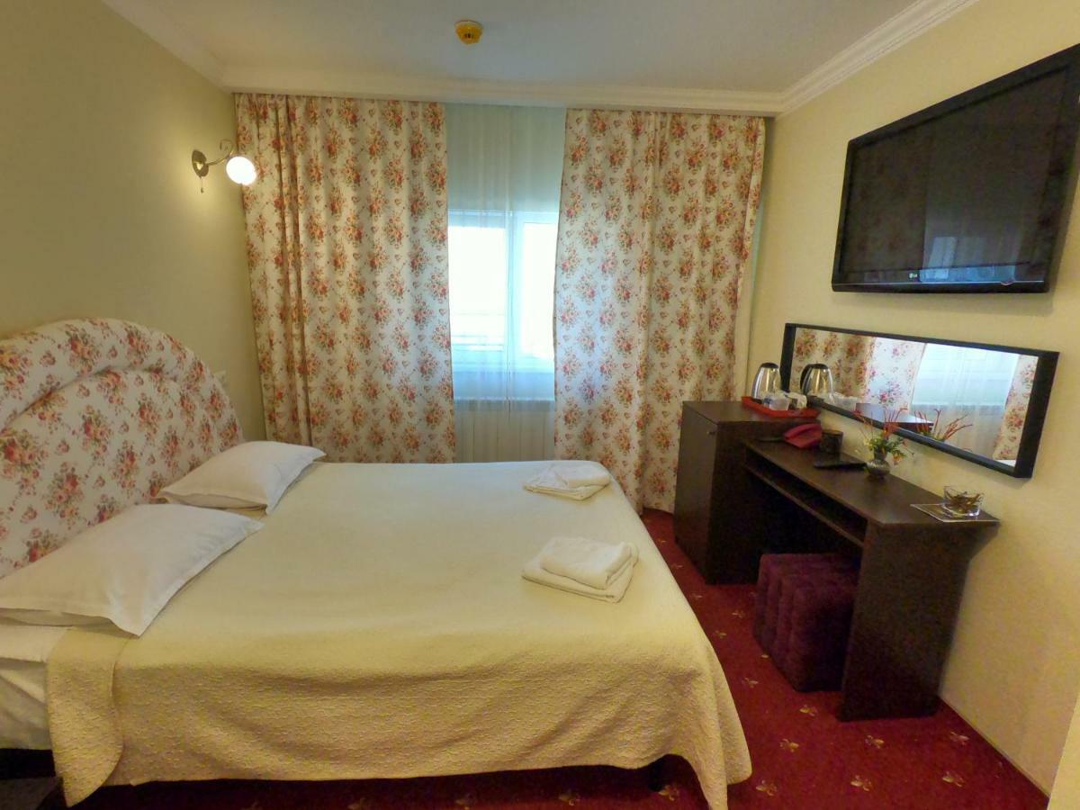 Casa Bucovineana Hotel Suceava Luaran gambar